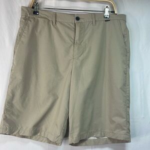 🪵 Hurley Nike dry fit khaki flat front athletic fabric shorts